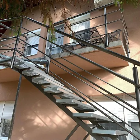 Bastya Apartment