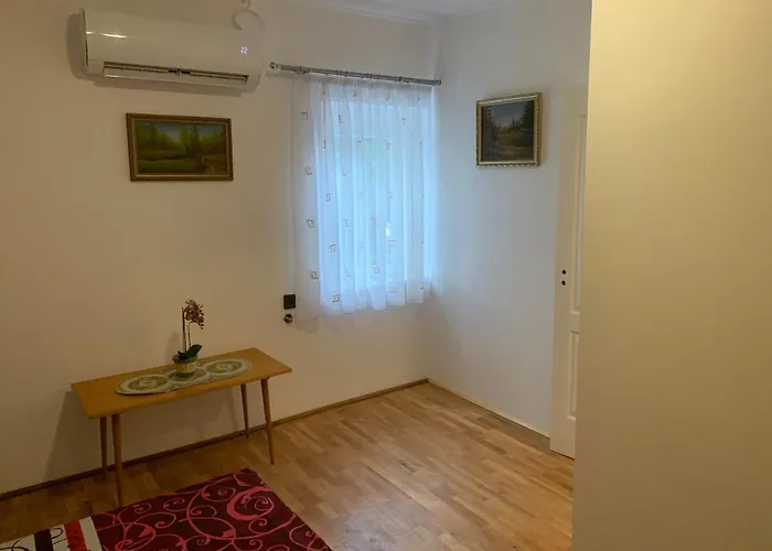 Bástya *
